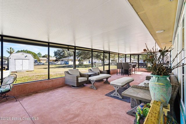 457 Wildwood Avenue SW, Palm Bay, FL 32908