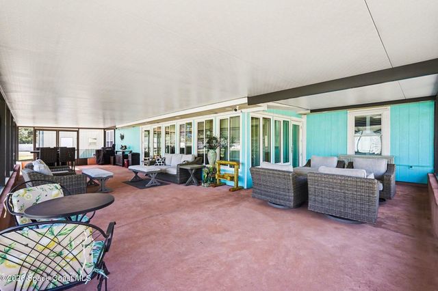 457 Wildwood Avenue SW, Palm Bay, FL 32908