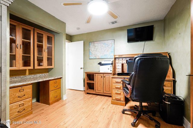 457 Wildwood Avenue SW, Palm Bay, FL 32908