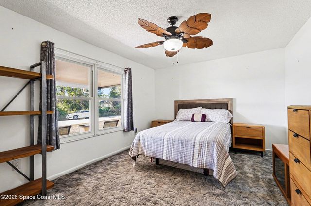 457 Wildwood Avenue SW, Palm Bay, FL 32908