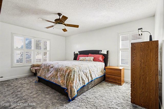 457 Wildwood Avenue SW, Palm Bay, FL 32908