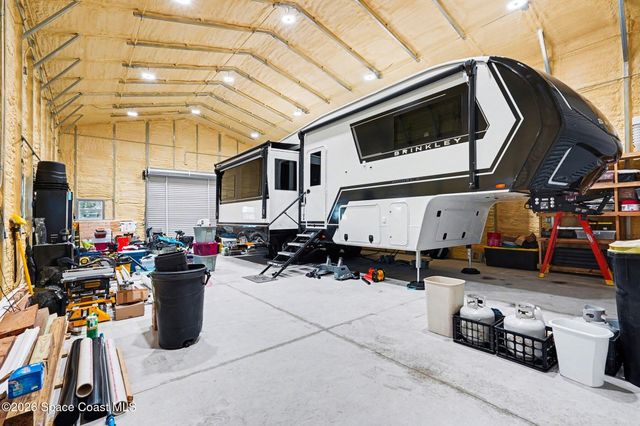 457 Wildwood Avenue SW, Palm Bay, FL 32908