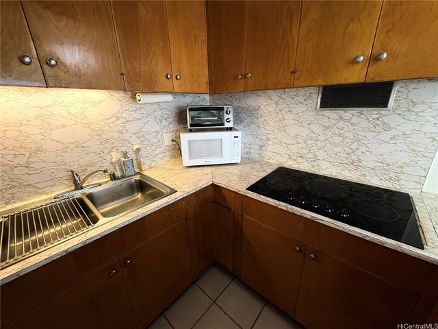 1350 Ala Moana Boulevard 2603, Honolulu, HI 96814