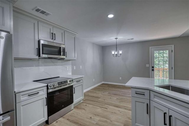 854 Hawk Creek Trail, Winder, GA 30680