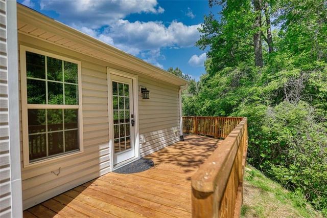854 Hawk Creek Trail, Winder, GA 30680
