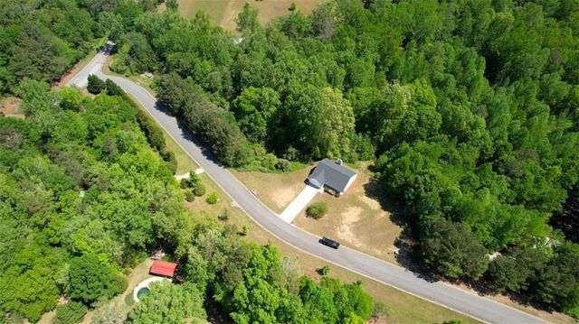 854 Hawk Creek Trail, Winder, GA 30680