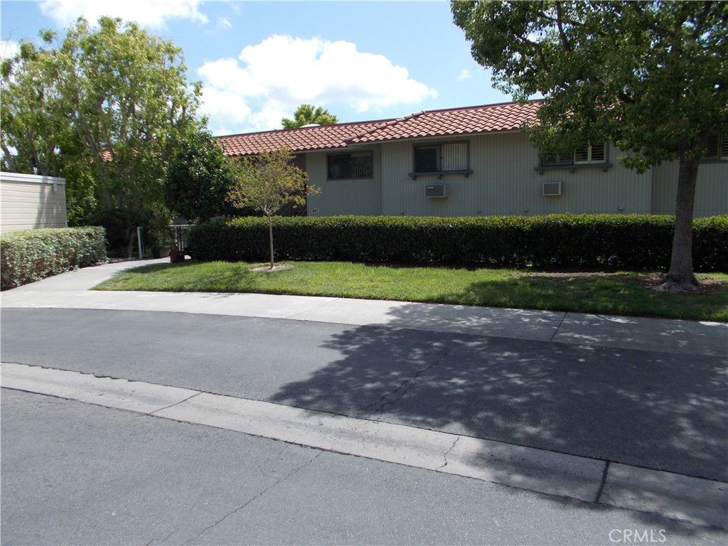 857 Ronda Mendoza B, Laguna Woods, CA 92637