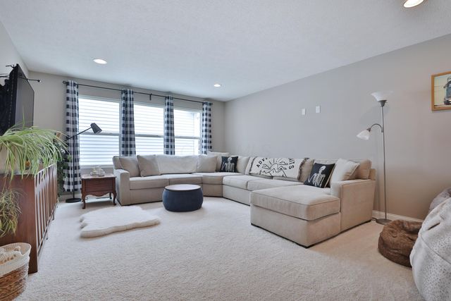 5678 Vance Way, Westerville, OH 43081