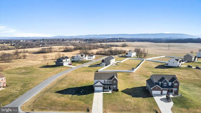 218 HAYBINE DR, Shenandoah Junction, WV 25442