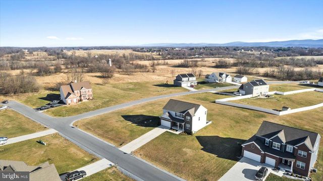 218 HAYBINE DR, Shenandoah Junction, WV 25442