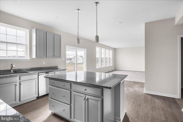 218 HAYBINE DR, Shenandoah Junction, WV 25442