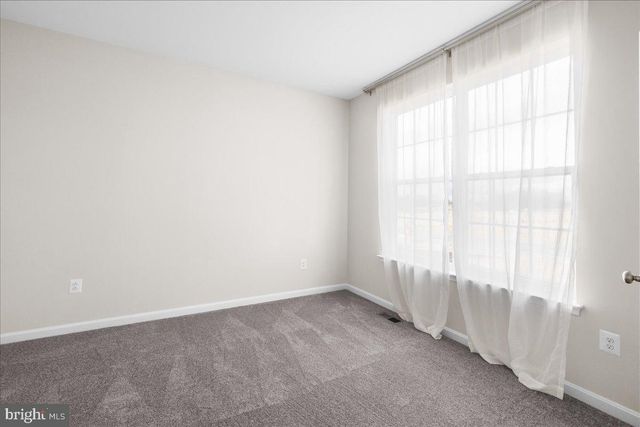 218 HAYBINE DR, Shenandoah Junction, WV 25442