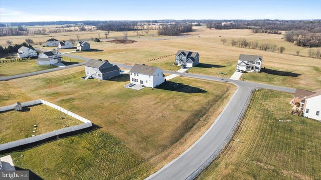 218 HAYBINE DR, Shenandoah Junction, WV 25442