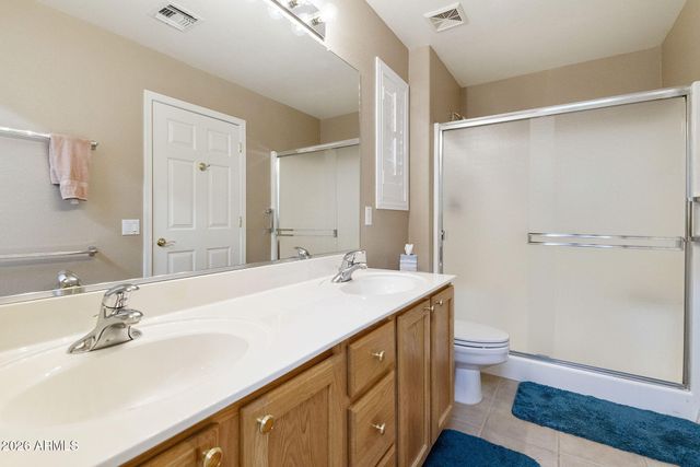 3423 E CHERRY HILLS Place, Chandler, AZ 85249