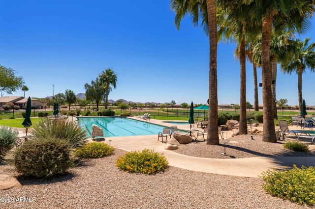 3423 E CHERRY HILLS Place, Chandler, AZ 85249