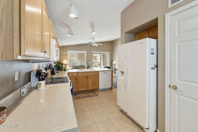 3423 E CHERRY HILLS Place, Chandler, AZ 85249