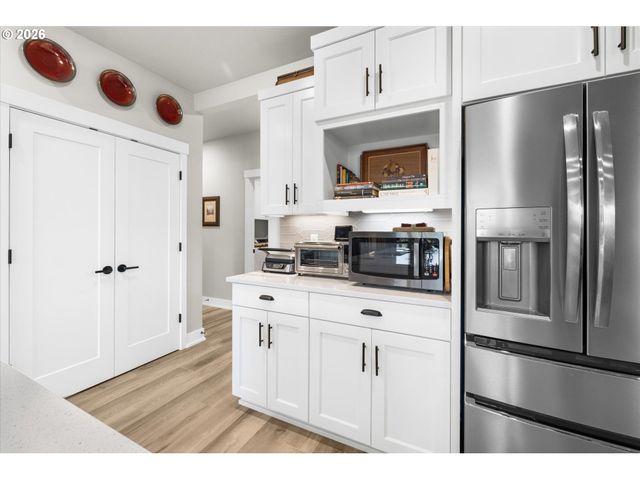 1330 Se 13TH Pl, Canby, OR 97013