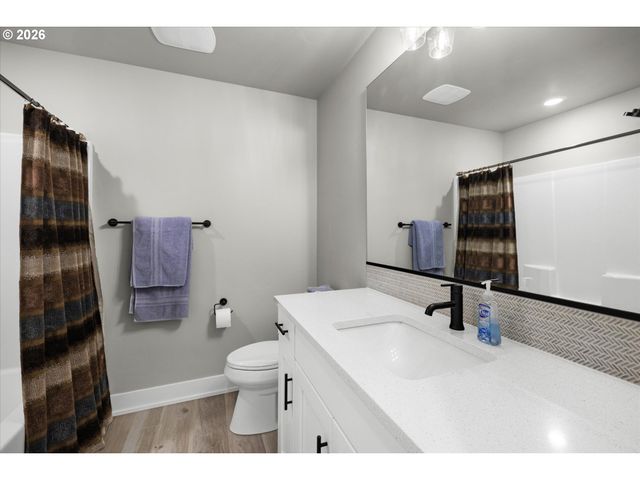 1330 Se 13TH Pl, Canby, OR 97013