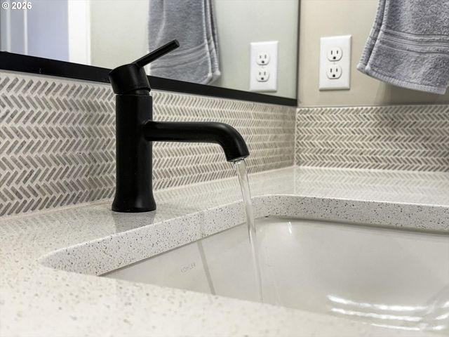 1330 Se 13TH Pl, Canby, OR 97013