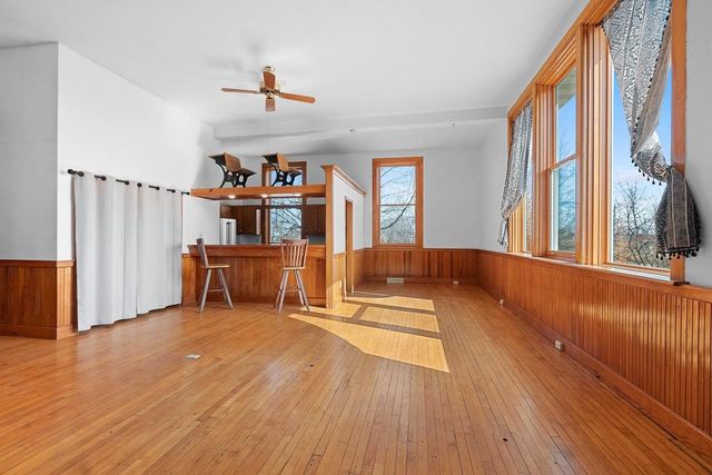 100 N NORTHVIEW ROAD, Green Bay, WI 54311