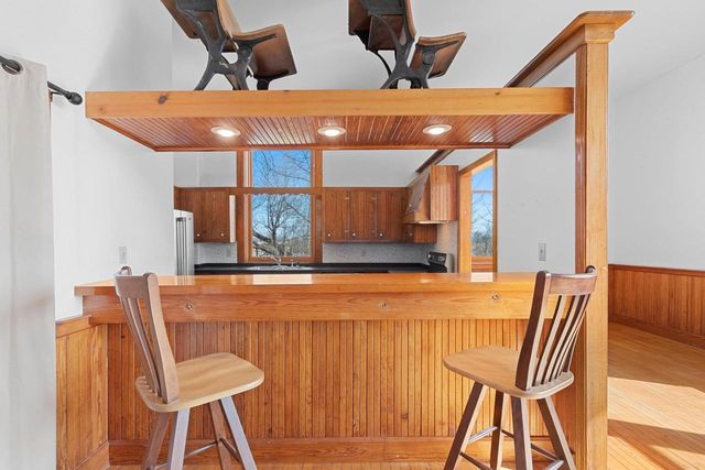 100 N NORTHVIEW ROAD, Green Bay, WI 54311