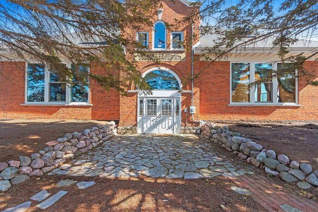 100 N NORTHVIEW ROAD, Green Bay, WI 54311