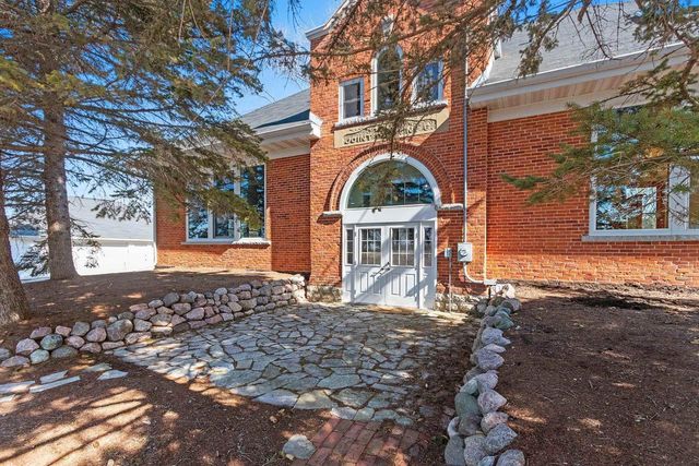 100 N NORTHVIEW ROAD, Green Bay, WI 54311