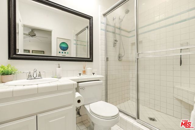 4807 Beck Avenue 16, North Hollywood, CA 91601