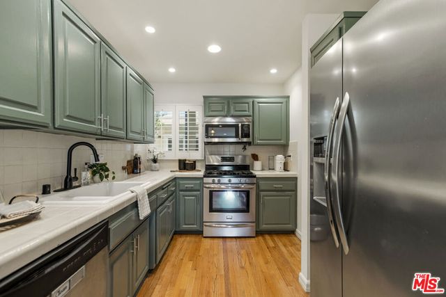 4807 Beck Avenue 16, North Hollywood, CA 91601