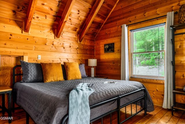 2150 Cub Circle, Sevierville, TN 37862