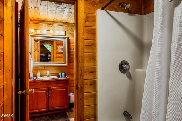 2150 Cub Circle, Sevierville, TN 37862