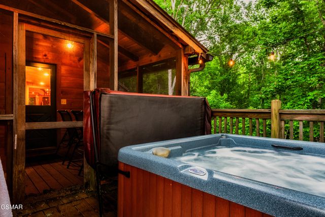 2150 Cub Circle, Sevierville, TN 37862