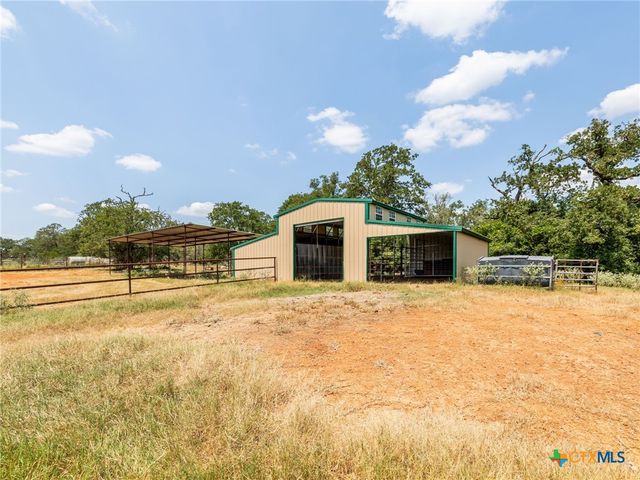 1045 Private Road 7005, Lexington, TX 78947