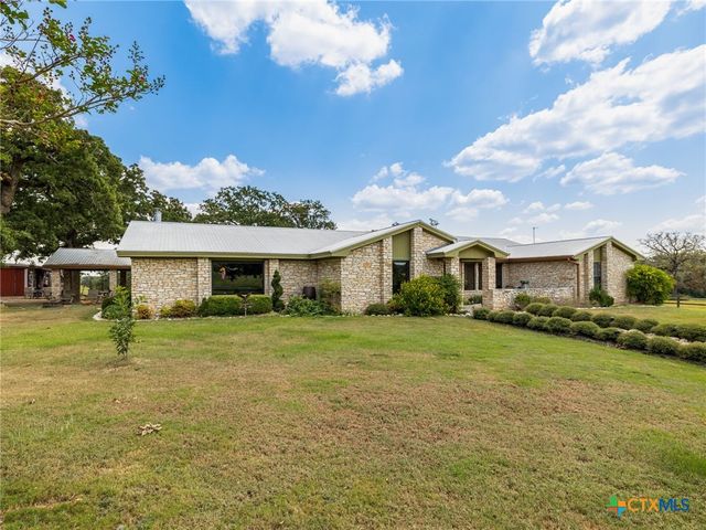 1045 Private Road 7005, Lexington, TX 78947