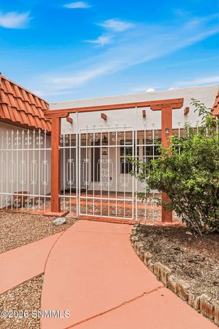1774 Royal Drive, Las Cruces, NM 88011