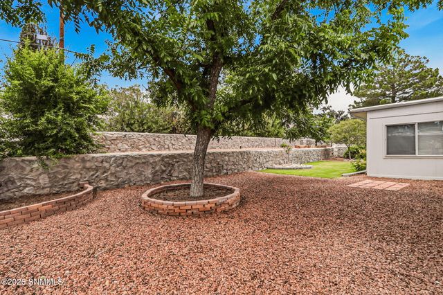 1774 Royal Drive, Las Cruces, NM 88011