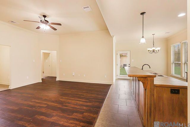 12736 Jaden Dr, Walker, LA 70785