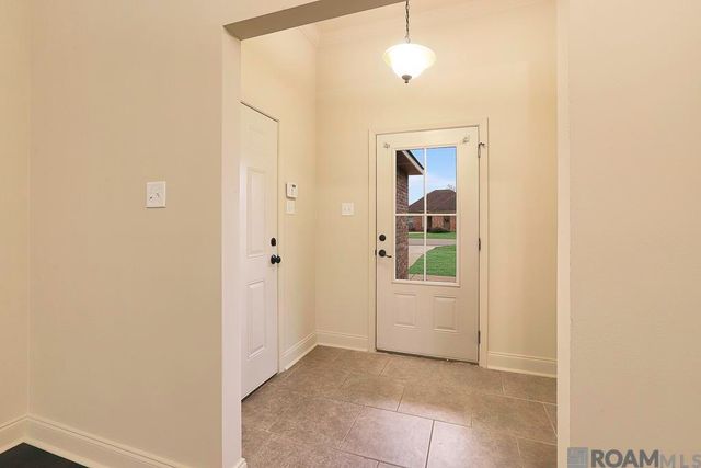 12736 Jaden Dr, Walker, LA 70785