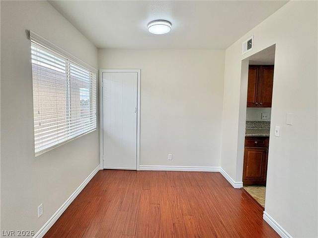 5447 Retablo Avenue 3, Las Vegas, NV 89103