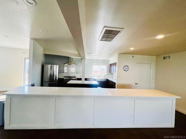 211 N Citrus Avenue #50, Escondido, CA 92027