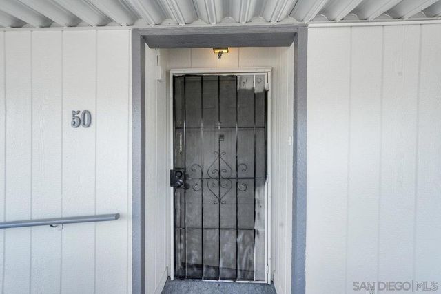 211 N Citrus Avenue #50, Escondido, CA 92027