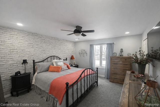 12838 Rolling Brook Court, Sterling Heights, MI 48313