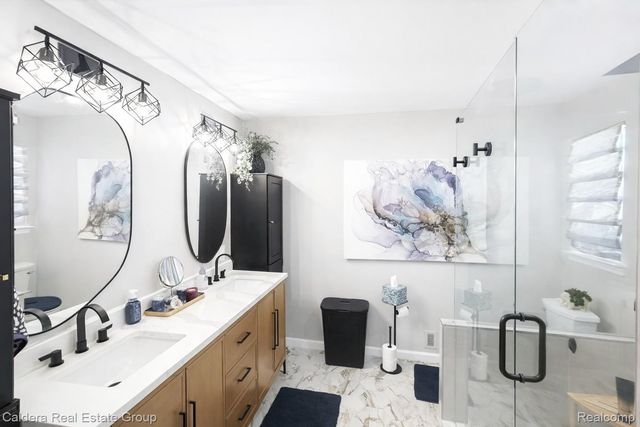 12838 Rolling Brook Court, Sterling Heights, MI 48313