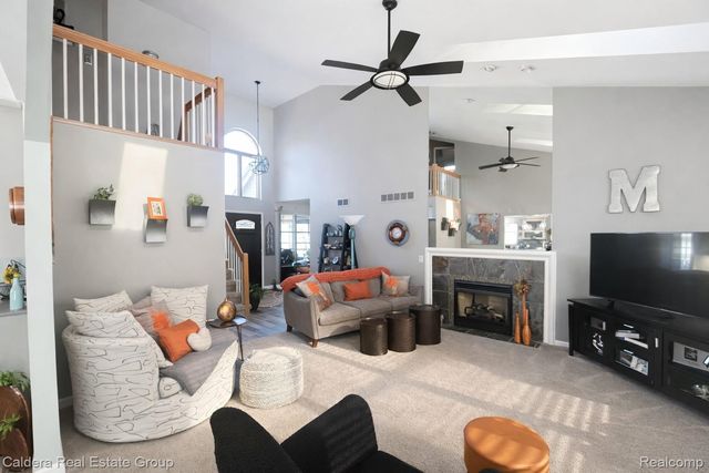 12838 Rolling Brook Court, Sterling Heights, MI 48313