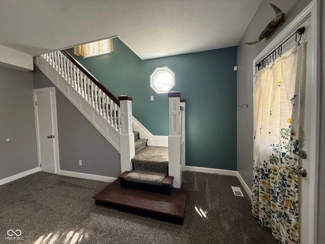 147 S Franklin Street, Knightstown, IN 46148