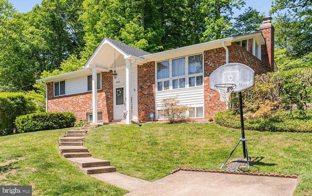 8622 KENILWORTH DR, Springfield, VA 22151