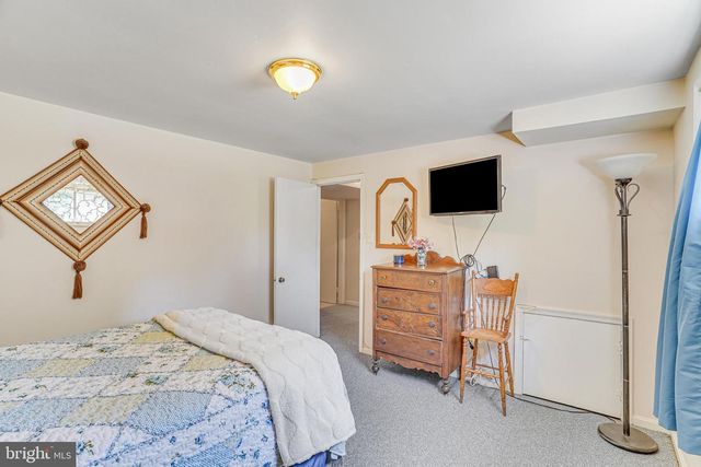 8622 KENILWORTH DR, Springfield, VA 22151