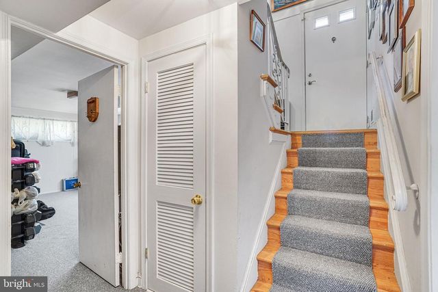 8622 KENILWORTH DR, Springfield, VA 22151