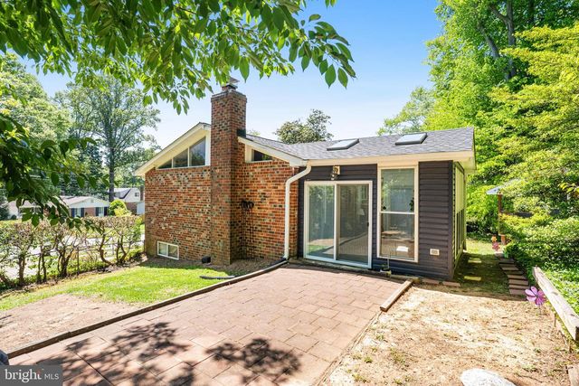 8622 KENILWORTH DR, Springfield, VA 22151