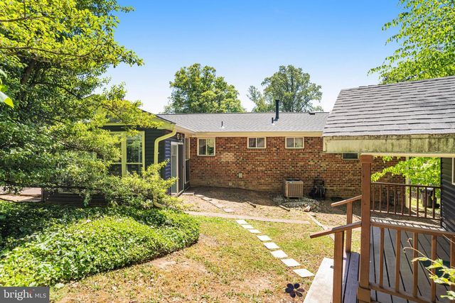 8622 KENILWORTH DR, Springfield, VA 22151